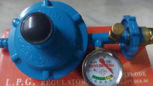 LPG REGULATOR WITH GAUGE + LPG HOSE 1.2M SET Household Liquified Gas Valve Gas Pressure