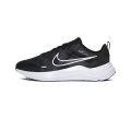 SEPATU RUNNING NIKE DOWNSHIFTER 12. 