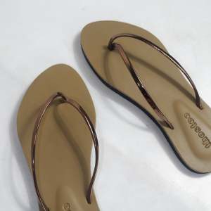 Threepoint Sandal Jepit Wanita Thostee Lovy
