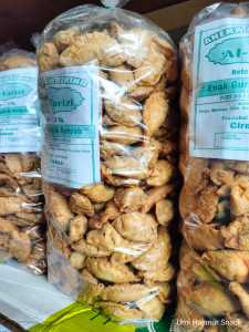 JAMINAN REAL PICK//PASTEL ISI ABON 1KG KUALITAS SUPER