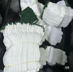 ถุงมือ โพลีสีขาวล้วน ทอขอบสีเขียว 2 โหล 180 บ.ใช้เส้น ด้ายโพลีสีขาวทอ6เส้น