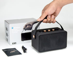 didi-M10 ลำโพงบลูทูธพกพา ทรงสี่เหลี่ยม ย้อนยุค คุณภาพเสียงดีเยี่ยม เบสบาร์ เชื่อมต่อ Bluetooth รวดเร็ว สองสี ดำ ขาว