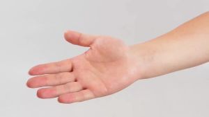 FREETOO Thumb and Wrist Brace Right Left Hand for Arthritis and Support Thumb Spica SplintThumb StabilizerDe Quervain SyndromeSprainTendinitisTrigger thumbCMCSleepingWorkTypeErgonomical