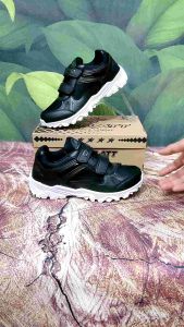 PRO ATT Sepatu Sneakers Anak Sekolah TK SD Cowok Cewek Kecil Tanggung Velcro Perekat Tempel Hitam Putih Keren Kekinian Size 31-38