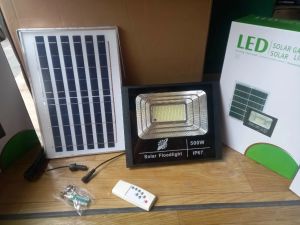 [BẢO HÀNH 12 THÁNG] Đèn năng lượng mặt trời SOLAR LIGHT 500w 700w 1000w có REMOTE tặng kèm dây 5m Đèn năng lượng mặt trời công suất lớn siêu sáng hoạt động 8h>12h liên tục
