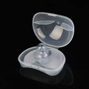YAFEN 2pcs Silicone Nipple Protectors Feeding Mothers Nipple Shields Protection Cover Breastfeeding with Clear Carrying Case