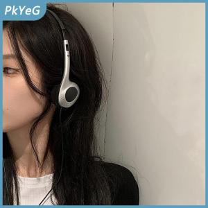 PkYeG Retro cổ điển Tai nghe âm nhạc MP3 Walkman cảm giác Retro xách tay có dây nhỏ tai nghe thể thao thời trang đạo cụ ảnh