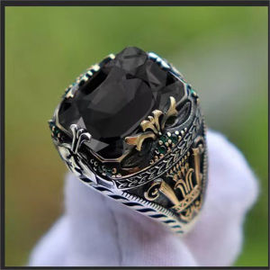 Mens Luxury Vintage Jade Ring Retro Statement Jewelry Wedding Party Accessories Premium Handmade Mens Ring for Special Occasions Masculine Gift Idea
