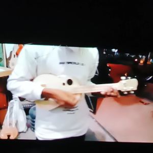 ukulele polos terlaris