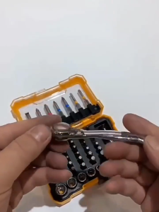 Professional Magnetic Port Set 50 Divisions Spell Grooved Screwdriver Executives Permanent Carbon Metal Tool Set