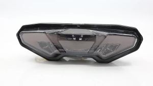 ไฟท้าย LED สำหรับมอเตอร์ไซค์สปอร์ต อุปกรณ์เสริมไฟเลี้ยวในตัวสำหรับ MT09 FZ09 FJ09 Trace