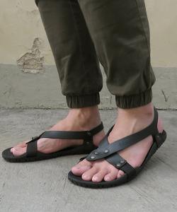 Sandal Tali Pria Borneo All Varian Bahan Karet Anti Licin Dan Tahan Lama