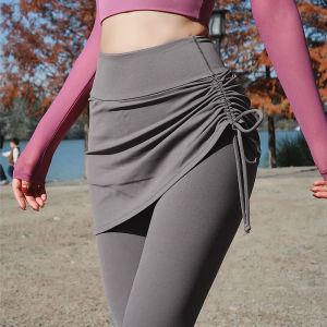 กระโปรงกางเกงปลอมสองชิ้นสำหรับผู้หญิงกางเกงรัดรูปกีฬาใหม่กางเกงโยคะฟิตเนสป้องกันความอับอายกางเกงเอวสูงกระชับหน้าท้อง