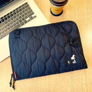 Japanese Style Snoopy Cartoon 14 Inch Laptop Bag Ultra Light Shockproof Commute Shoulder Crossbody Handheld Notebook Sleeve