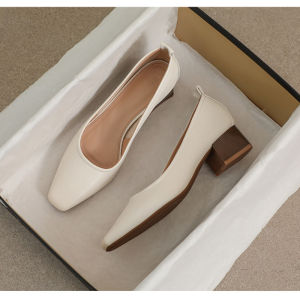 ส้นสูง 4 ซม. รองเท้า Amandad Stores สำหรับผู้หญิง หัวเหลี่ยม ส้นหนา ส้นสูง ไม่เป็นอันตรายต่อเท้า หนังนิ่ม