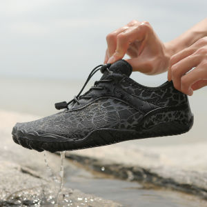 Sepatu Pantai Pria Poundfit Senam Cowok Dewasa Aqua Wading Water Shoes Diving Renang Sepatu Hiking Trekking Keren 393