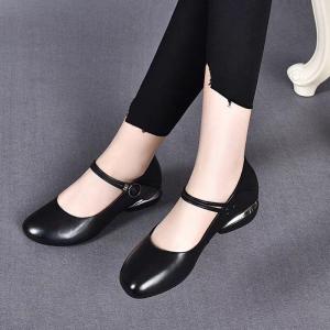 [Free Shipping] New WomenS Soft Leather Chunky Heel Flats Versatile For Work And Everyday Wear With A Retro Belt Buckle Design
