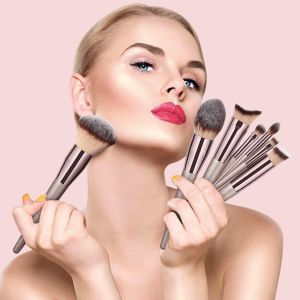 MAANGE Make up brushes set 10Pcs Professional foundation brush loose powder eye brush Make Up Brush Kit Tools