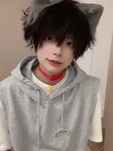 คาถากลับไปที่สถานี Wu Tiao Wu cos ชุดหมวกปลอมชายผมสั้นสไตล์ญี่ปุ่น DK หมวกคลุมผมสีขาว/ผมสั้นตรงธรรมชาติ