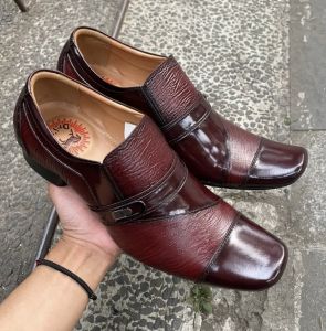 SEPATU PANTOFEL PRIA
