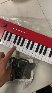 Bàn phím đàn piano cho trẻ em 37 Đàn piano điện tử phím cho trẻ em Đàn piano đồ chơi âm nhạc bé gái Đồ chơi cho trẻ tập đi giáo dục