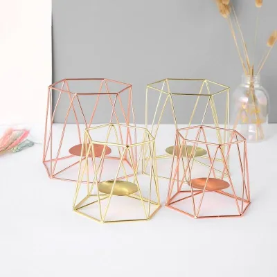 Nordic Geometric Wrought Iron Candlestick Golden Minimalist Candle Holder Rose Gold Candle Stand Bedroom Table Decorations Shooting Props