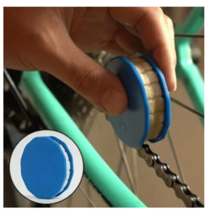 Portable Bicycle Chain Oiler Roller Lubricator Bike Chain Gear lube Care Tool With Aluminum Box Gear Lube Care Tools