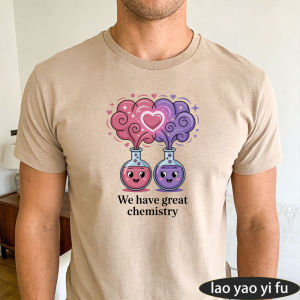 [Local Stock] HBESTY  We Have Great Chemistry Men Tshirt Cute Cartoon Lab Flasks Heart Steam Science Pun Graphic Trendy Daily Mens Short Sleeve Blouse