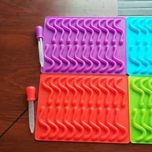 20 Cavities Silicone Gummy Earthworms Chocolate Mold Sugar Candy Jelly Molds Baking Fondant Mold Cake Decorating Gadgets