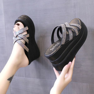 รองเท้าแตะผู้หญิงพื้นหนา6Cmใหม่เกาหลี