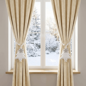 YOURUN 2PCS/SET Adjustable Christmas Tree Curtain Tieback Exquisite Plush Snowflakes Curtain Rope Curtain Accessories with Ball Pendant Curtain Buckles Living Room