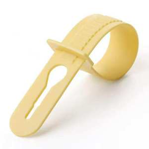 1Pcs Adjustable Plastic Multi-Purpose Hooks - Fashion Style Door Hanging Clothes Hanger with Clips Suitable for Drying Rope Reusable Sturdy and Durable