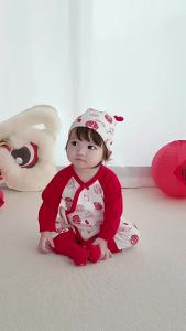 Baby Cotton a New Year red outfit for full-month and 100-day-old babies traditional Chinese style long-sleeved festive butterfly outfit