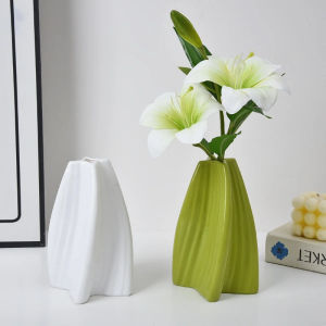 Nordic Minimalist Spiral Plastic Vase Hydroponic Flower Pot Home Living Room Bedroom Decor Ornament