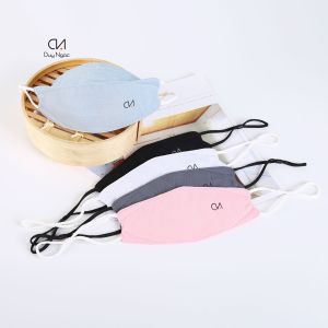 Khẩu Trang Vải KF94 Vải Mesh 4 lớp cao cấp Duy Ngọc chống bụi mịn tái sử dụngcó nút điều chỉnh kích thước (1762)