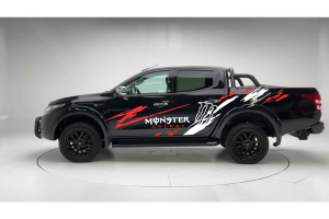 0704 stiker cutting terlaris KANAN KIRI Toyota New Hilux Triton Ford Ranger Nissan Navara