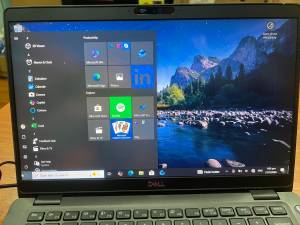 Dell Latitude 5300 Core i5 8/256 win 10 pro ms office 2021 pre loaded rarely used