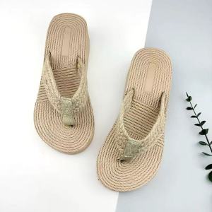 [Free Shipping] Wedge-heeled straw-soled womens sandals Korean-style trendy outdoor flip-flops fashionable beach sandals for women