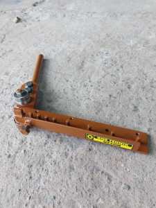 ALAT TEKUK BESI BETON SPEK 12mm PAKAI STELAN BESI