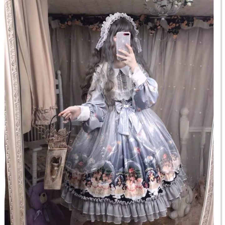 Bạn biết gì về đầm, váy mang phong cách thời trang Lolita?