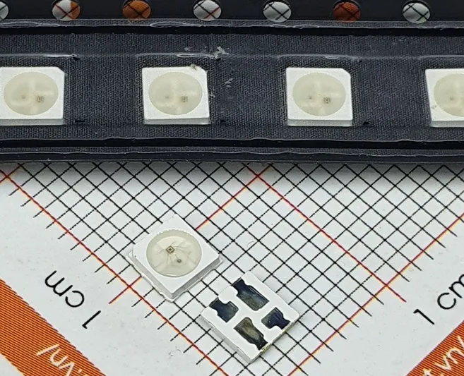 WS2812B-4%20Led%20RGB%204Pin%20SMD3535%20(2c)%20-%20Image%202