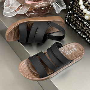 [Free Shipping] New Summer Trendy Fashionable Comfortable Durable Sandals for Outdoor and Home Use Lightweight and Versatile Flat Beach Sandals