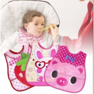 Yếm ăn có máng in hình ngộ nghĩnh cho bé Yếm máng nhựa nilon cao cấp Chất liệu nilon