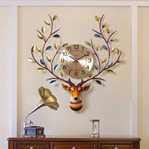 Fans Tone Luxury Large Rustic Deer Head Wall Clock with Silent Movement Metal Dial Big Fancy Decorative Clock for Living Room Bedroom