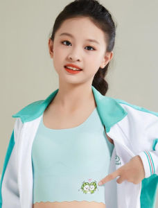 【Ready Stock】Teenage Development Period Ice Silk Bra Childrens Underwear 10-16 Years Old Removable Antibacterial Underwear Girls Tube Top