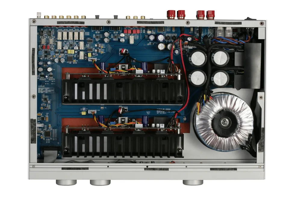 AUDIOLAB 8300A (BLACK) 3 YEARS WARRANTY INTEGRATED AMPLIFIER WITH