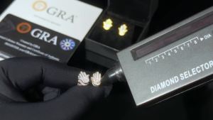 Real Moissanite Fatima Hamsa Hands Stud Earrings For Women Men 100% 925 Sterling Silver GRA Certified Diamond Ear Stud Jewelry