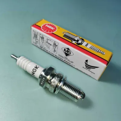 KTNS RA2 - NGK Spark Plug
