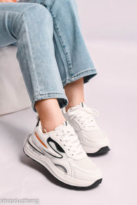 Giày thể thao nữ đơn giản