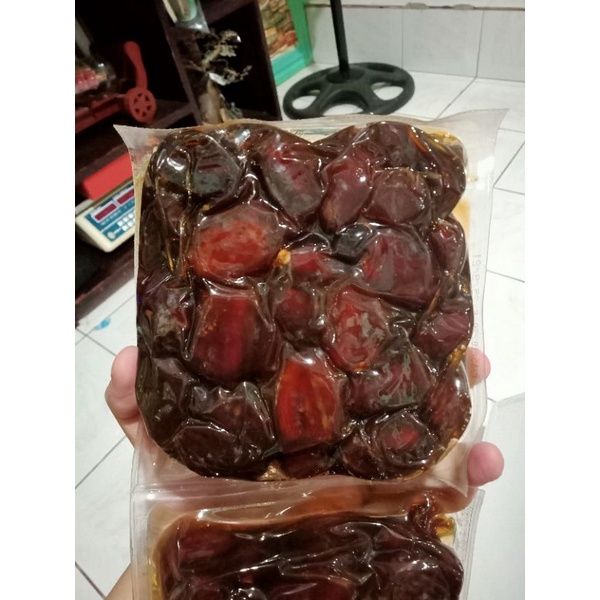Dates Miracle fruit from Saudi Arabia 500 grams( Exp. 7/2024 de